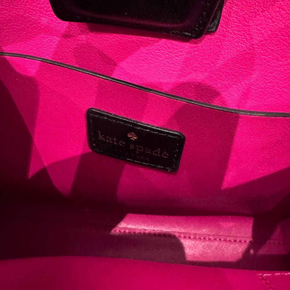 SALE‼️ Kate Spade- Black tote bag with a strap - Picture 3 of 14